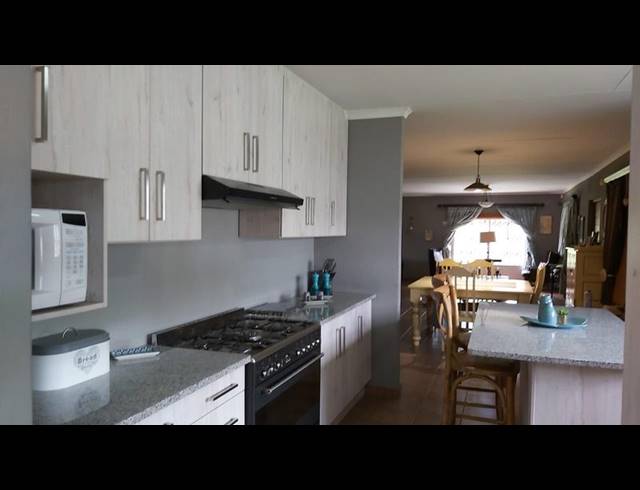 FARM FOR SALE IN BUFFELSPOORT